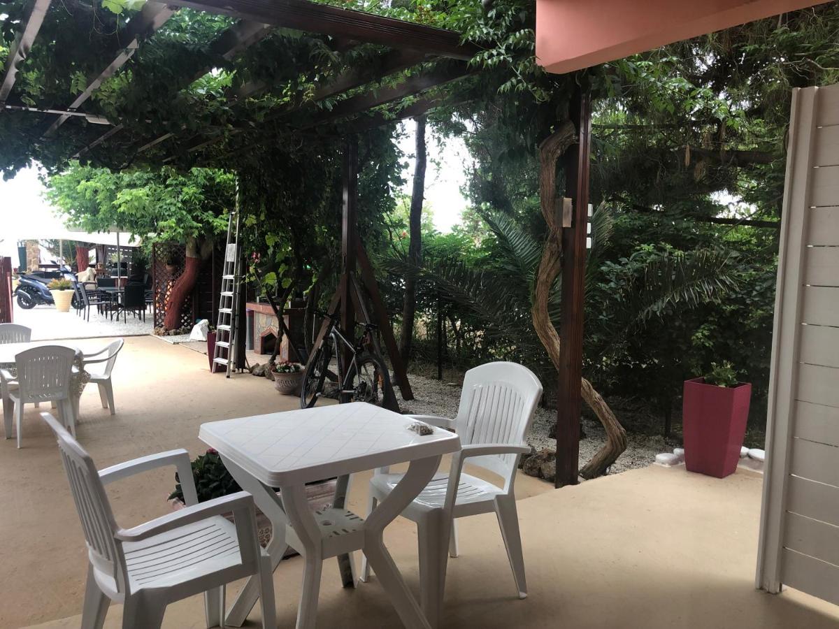 Plaisir Rooms Makriammos ภายนอก รูปภาพ