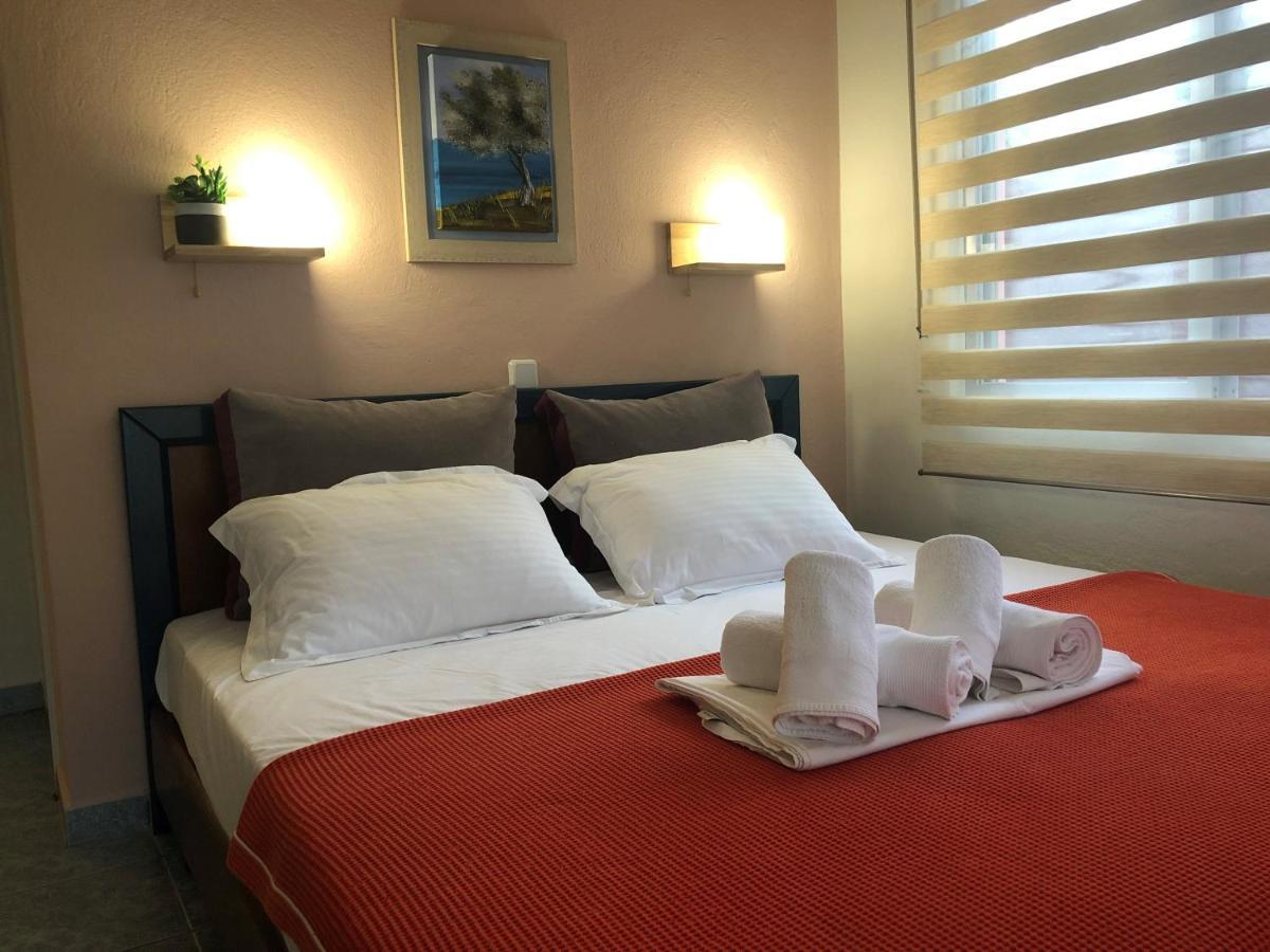 Plaisir Rooms Makriammos ภายนอก รูปภาพ