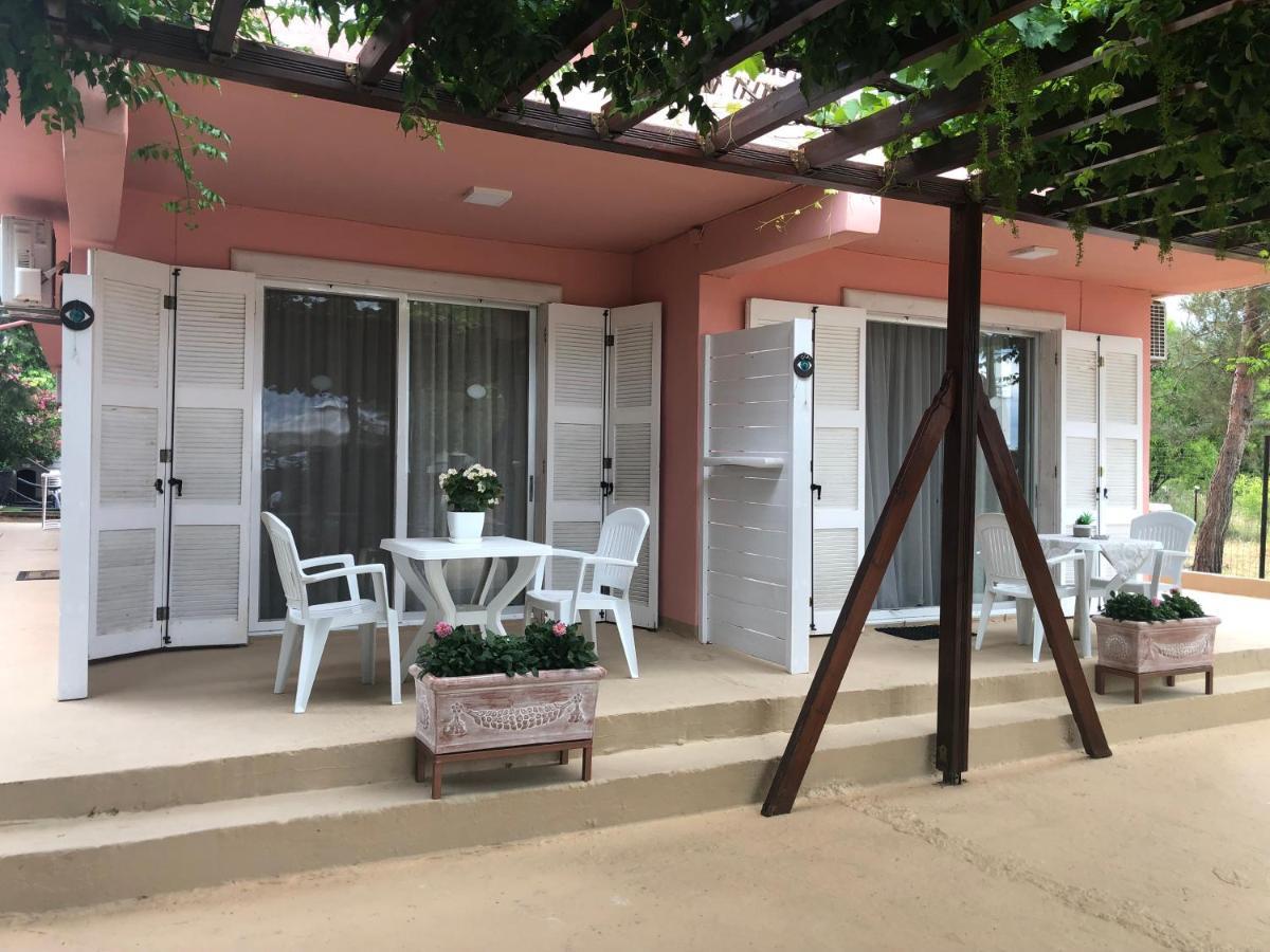 Plaisir Rooms Makriammos ภายนอก รูปภาพ