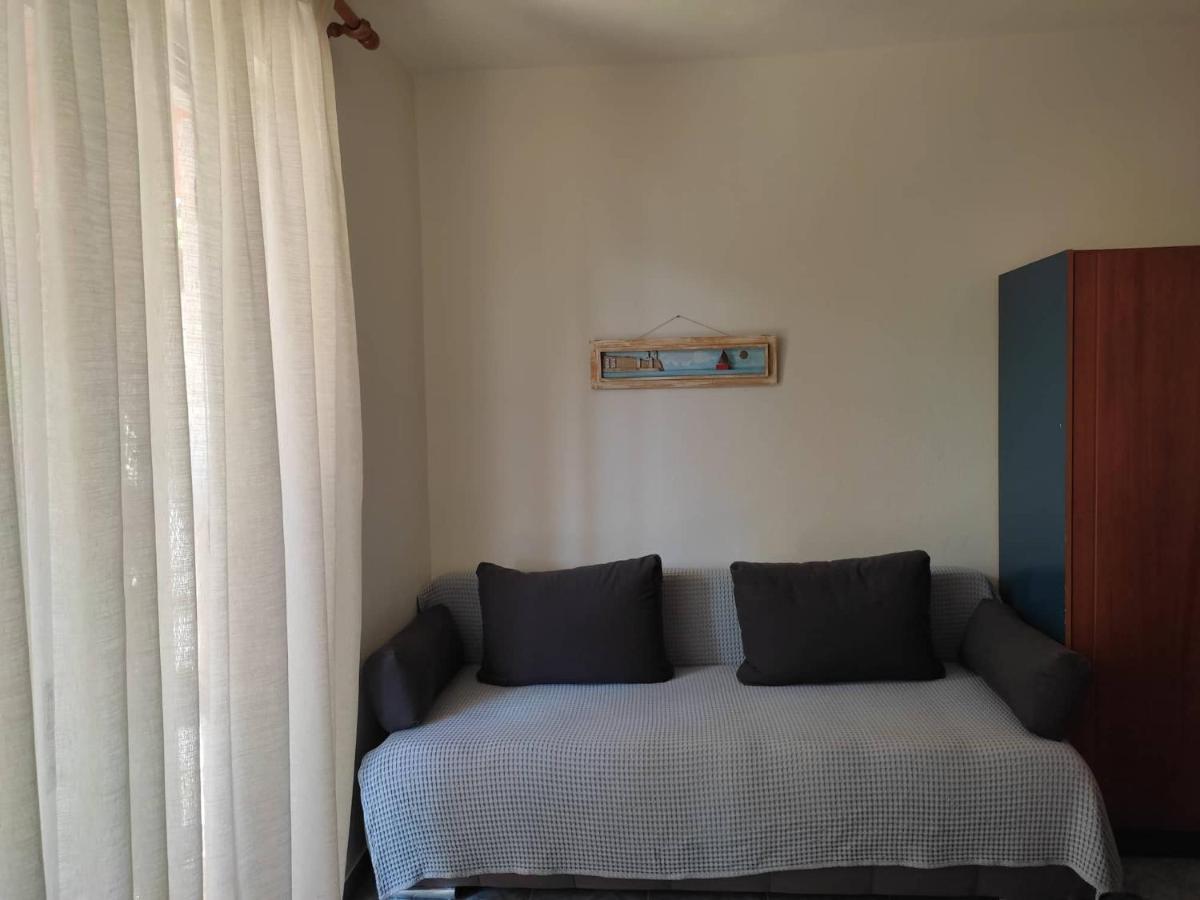 Plaisir Rooms Makriammos ภายนอก รูปภาพ